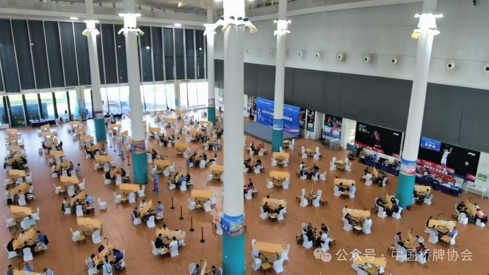 com, uEmoO, EiTP com, uEmoO, EiTP